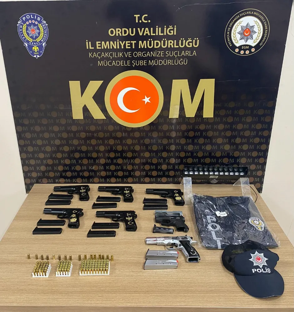 SUÇLULAR İLE MÜCADELE DEVAM EDİYOR! 6 ADET RUHSATSIZ TABANCA ELE GEÇİRİLDİ!